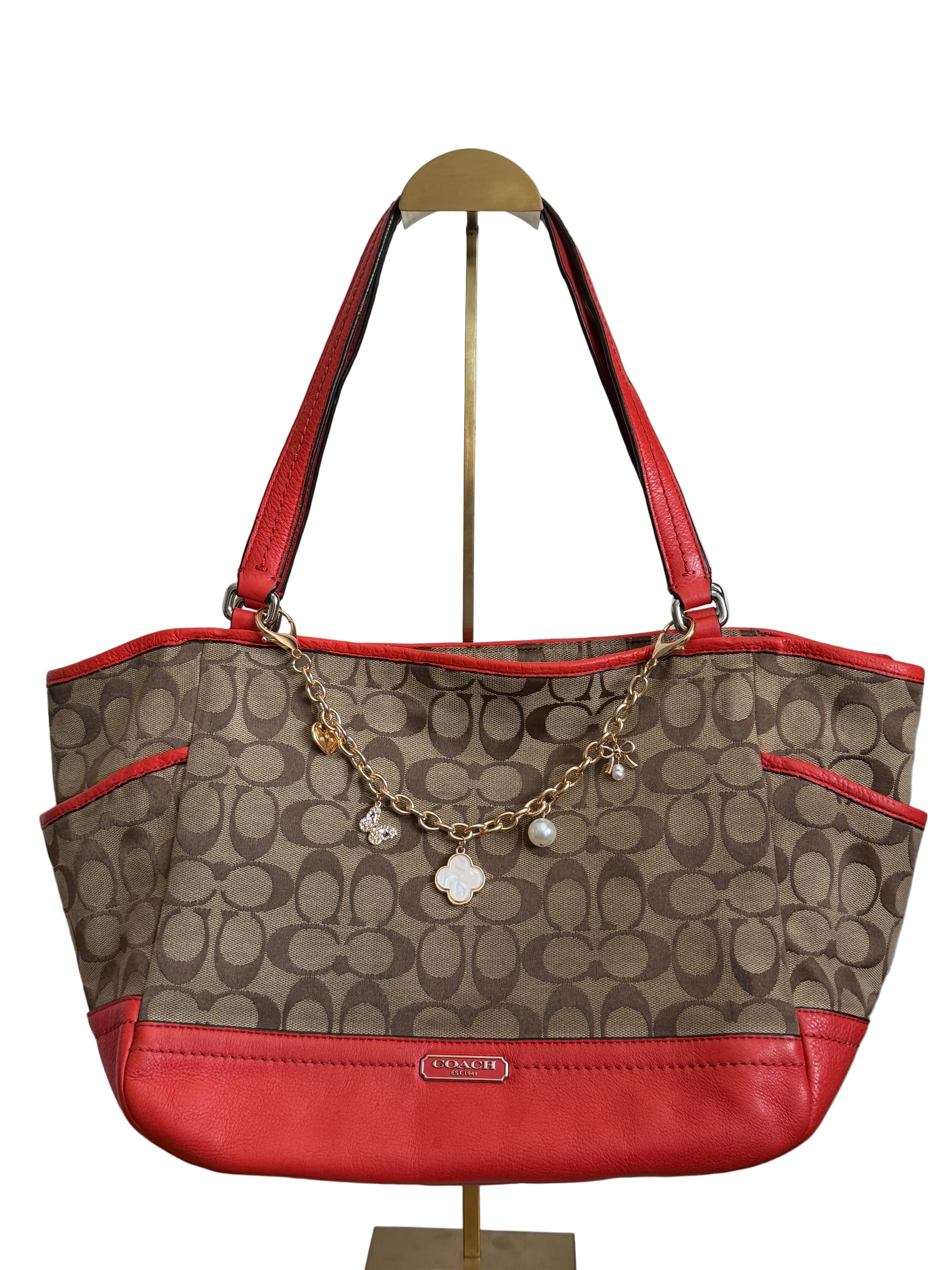 Coach park signature carrie tote