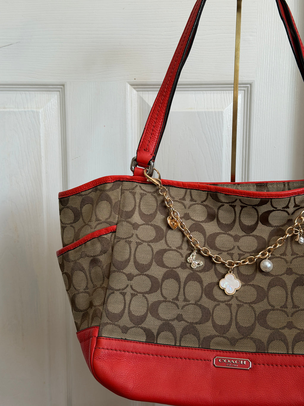 Coach park signature carrie tote