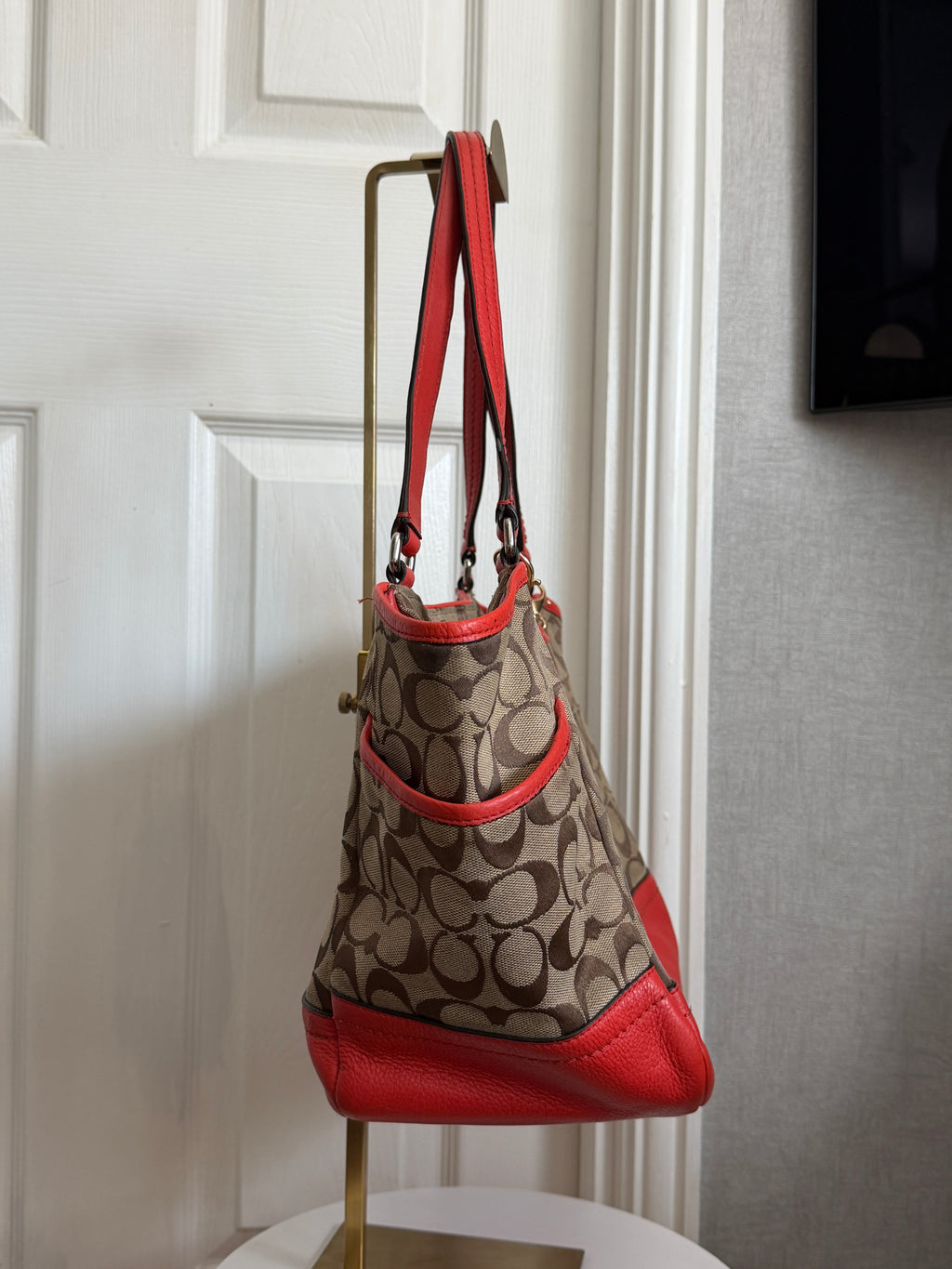 Coach park signature carrie tote
